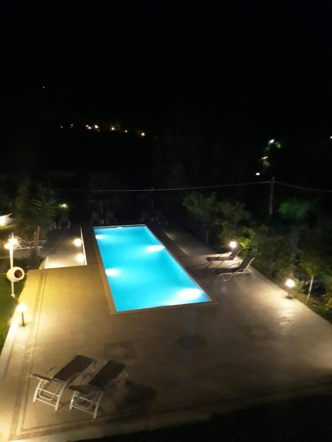 Manos Studios Κολιός Εξωτερικό φωτογραφία